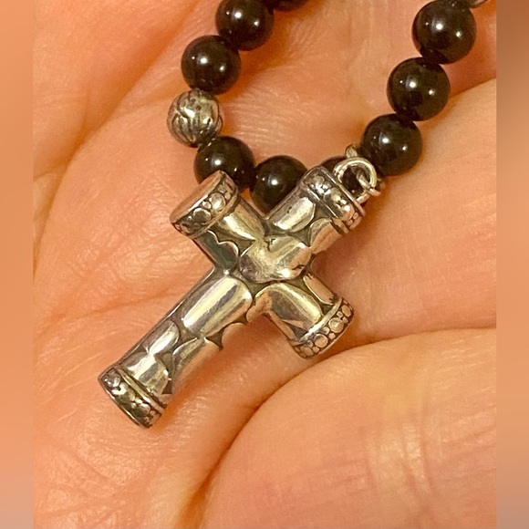 Black and 925 Sterling Silver Beaded Bracelet with Cross Pendant - Picture 7 of 7